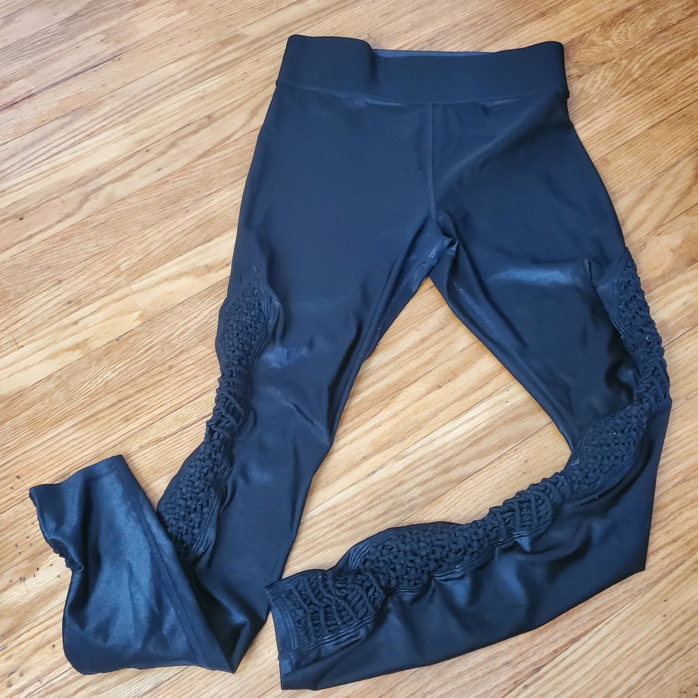 Carbon38 Midnight Black  Knit Latticed Sledes Detail Leggings Womens Sz M